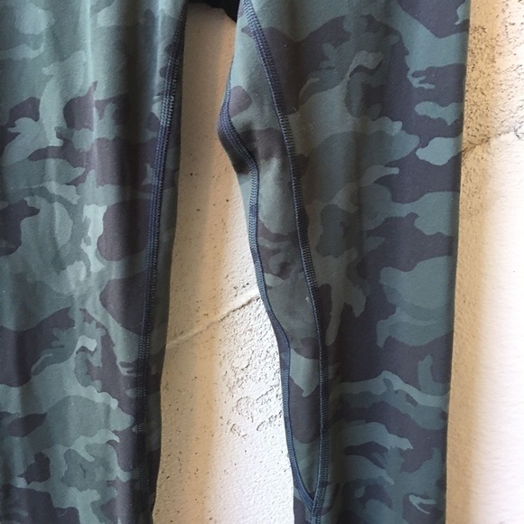 Lululemon Align Pant Incognito Camo Green - Picture 5 of 7